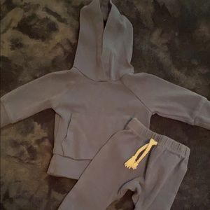 The little one shop sweat suit 0/3 months